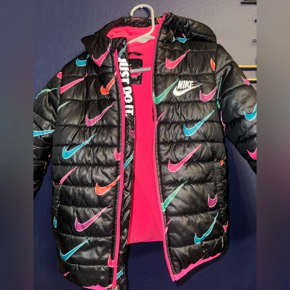 Nike Kids' Jacket size 4t - Picture 2 of 5